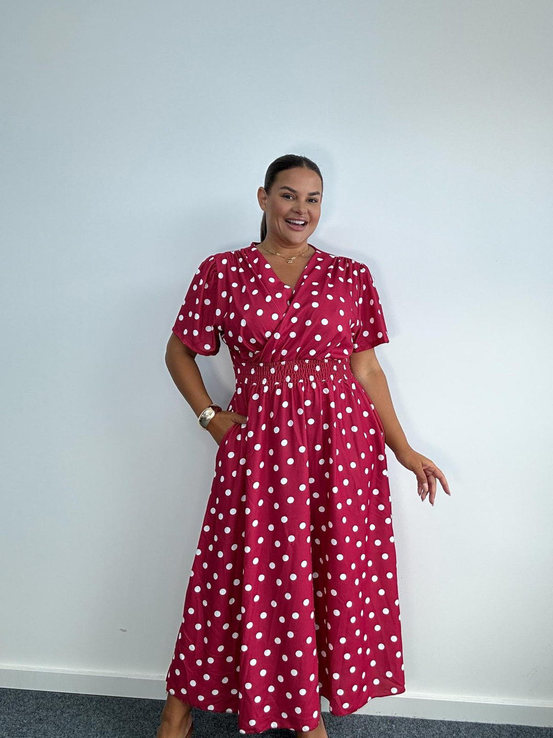 Plus Size Curve Berry Red Polka Dot Shirred Waist Midi Dress with Pockets