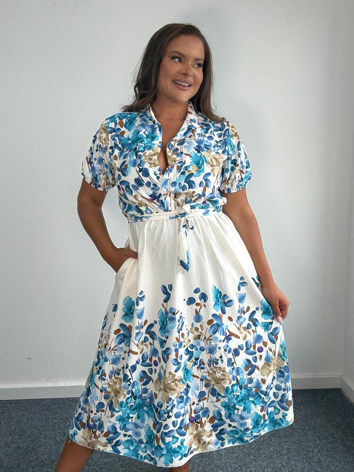 Plus Size Curve Blue Floral & Leaf Print Belted Shirt Midi Dress - Blue