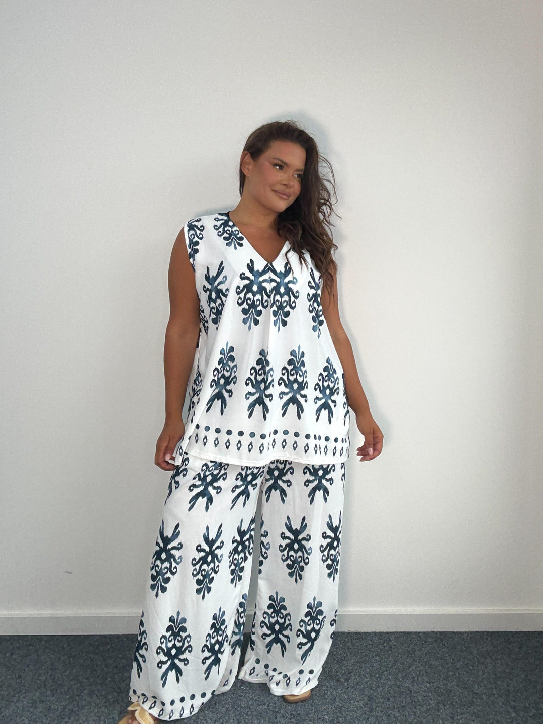 Curve Monochrome Tribal Print two piece Co Ord Set - Navy blue